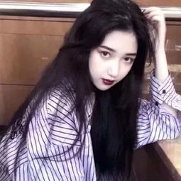 默虹｜美海军测试新制服，配发“一脚蹬”老头皮鞋