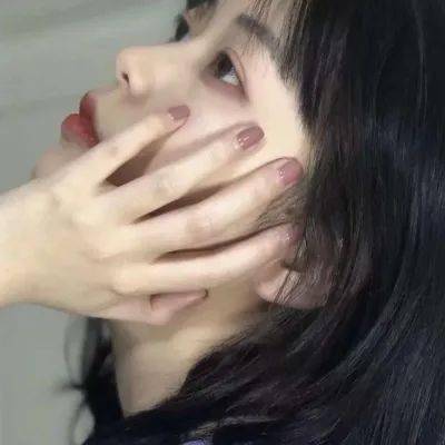 无双少年英雄传官方版(暂未上线)v1.2 安卓版女乞丐NPC被游客们投喂零食走红